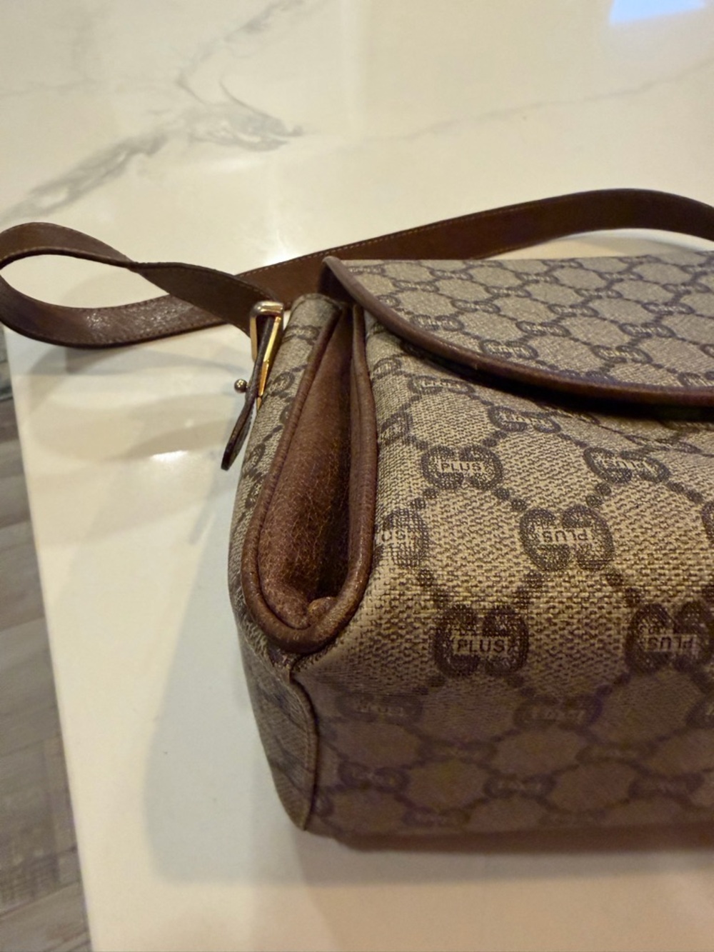 Gucci Plus Beige/Brown Monogram Canvas Shoulder Bag with Gold Hardware - Picture 9 of 12